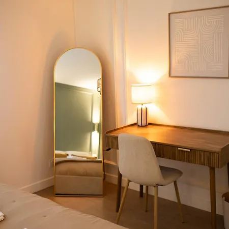 Cosy Avec Vue Degagee, Centre Du Mans