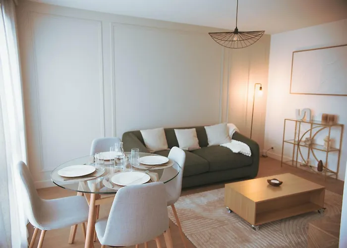 Appartement Cosy Avec Vue Dégagée, Centre Du Mans *